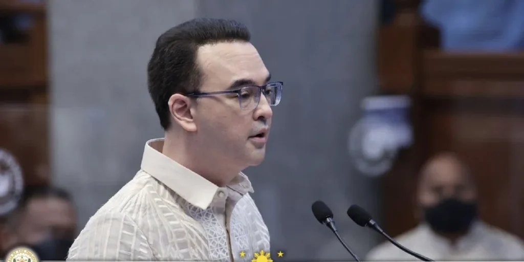 Senators Alan and Pia decide to stay independent in the Senate