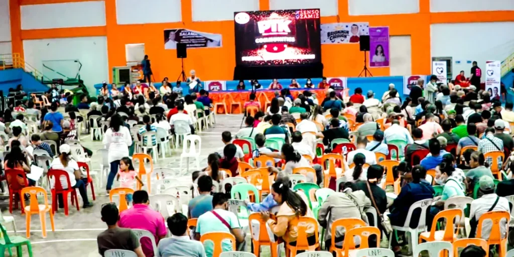 Ozamiz farmers receive capital under Sen Alan’s livelihood program