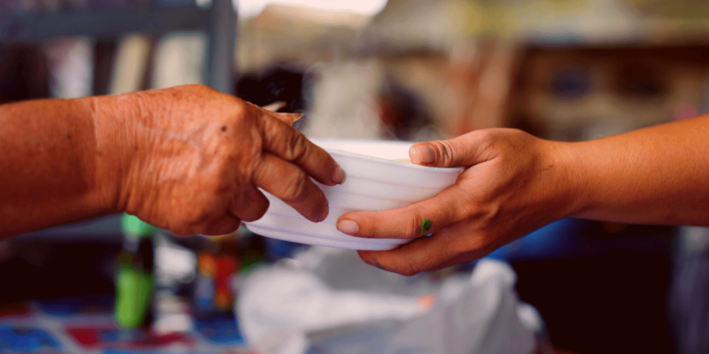 Filipinos urged to help more as Christmas approaches