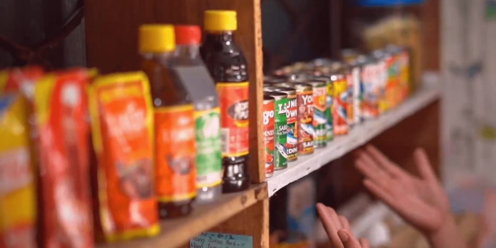 Cayetano aids 45 Northern Luzon sari-sari store owners